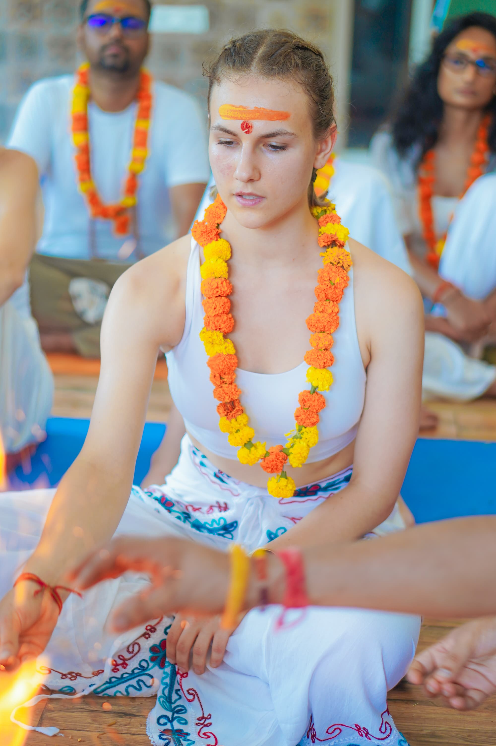 Marysia podczas ceremonii w Indiach